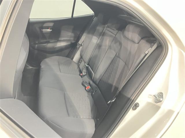 カローラスポーツ Ｇ　ＡＵＸ　キーフリー　ナビ　バックモニター　スマートキー　点検記録簿　クルコン　アルミ　イモビライザー　ＡＢＳ　ワンオーナー車　オートエアコン　サイドエアバック　メモリーナビ　横滑り防止機能　サポカーＳ（15枚目）