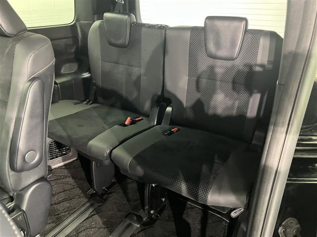 ヴォクシー ＺＳ　煌ＩＩＩ　プリクラッシュ　スマートキ　アイスト　ＤＶＤ再生機能　横滑り防止装置　ナビＴＶ　アルミ　三列シート　盗難防止　オートエアコン　キーレス　ＥＴＣ装備　パワステ　メモリナビ　クルコン　ＬＥＤヘッドライト（21枚目）