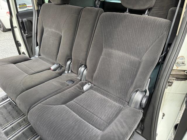 セレナ 20S Vセレクション ワンオーナー/両側オートスライドドア/純正ナビ/地デジ/バックカメラ/インテリキー/フリップダウンモニター/LEDオートライトフォグ/前後カメラドラレコ/ETC/社外アルミ/USB/ミッション交換済(27枚目)