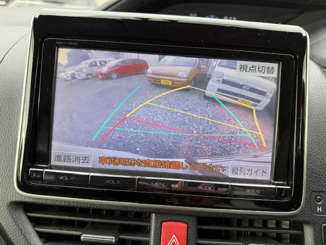 ヴォクシー ハイブリッドV 両側オートスライドドア/SDナビ/地デジ/バックカメラ/フリップダウンモニター/Bluetooth/モデリスタエアロ/18インチアルミ/7人乗り/LEDオートライト/シートヒーター/置くだけ充電(15枚目)