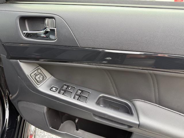 ギャランフォルティススポーツバック ラリーアート　ラリーアート（５名）４ＷＤ／ツインクラッチＳＳＴ／ＤＩＡＴＯＮＥＳＤナビ／地デジ／バックカメラ／Ｂｌｕｅｔｏｏｔｈ／純正１８インチＡＷ／ＥＴＣ／ドラレコ前後カメラ／スマートキー／クルコン／パドルシフト（14枚目）