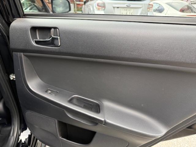 ギャランフォルティススポーツバック ラリーアート　ラリーアート（５名）４ＷＤ／ツインクラッチＳＳＴ／ＤＩＡＴＯＮＥＳＤナビ／地デジ／バックカメラ／Ｂｌｕｅｔｏｏｔｈ／純正１８インチＡＷ／ＥＴＣ／ドラレコ前後カメラ／スマートキー／クルコン／パドルシフト（15枚目）