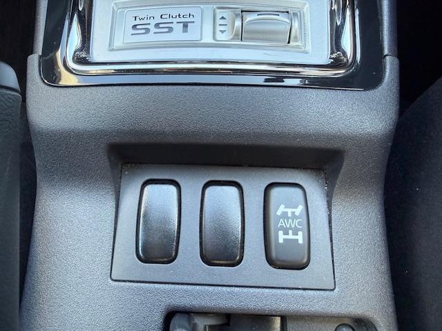 ギャランフォルティススポーツバック ラリーアート　ラリーアート（５名）４ＷＤ／ツインクラッチＳＳＴ／ＤＩＡＴＯＮＥＳＤナビ／地デジ／バックカメラ／Ｂｌｕｅｔｏｏｔｈ／純正１８インチＡＷ／ＥＴＣ／ドラレコ前後カメラ／スマートキー／クルコン／パドルシフト（24枚目）