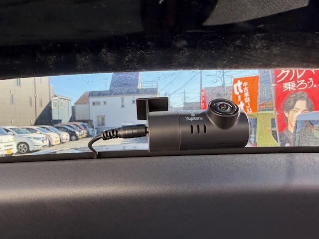 ギャランフォルティススポーツバック ラリーアート　ラリーアート（５名）４ＷＤ／ツインクラッチＳＳＴ／ＤＩＡＴＯＮＥＳＤナビ／地デジ／バックカメラ／Ｂｌｕｅｔｏｏｔｈ／純正１８インチＡＷ／ＥＴＣ／ドラレコ前後カメラ／スマートキー／クルコン／パドルシフト（36枚目）