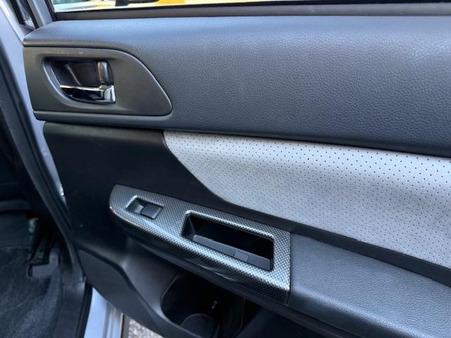 ＸＶハイブリッド ２．０ｉ－Ｌ　アイサイト　ハイブリッド／スマートキー／カロッツェリアメモリーナビ／地デジ／バックカメラ／ＥＴＣ／ＨＩＤオート／純正ＡＷ／レーダークルーズ／Ｂｌｕｅｔｏｏｔｈ／アルミ付スタットレスタイヤ４本／前席パワーシート（27枚目）