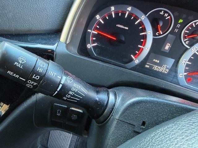 ヴェルファイア ２．４Ｚ　プラチナムセレクション　サンルーフ／両側オートスライドドア／パワーバックドア／メーカーナビ／地デジ／バックカメラ／プレミアムサウンド／フリップダウンモニター／ウッドコンビハンドル／７人乗（23枚目）