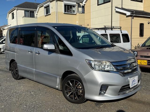 セレナ ハイウェイスター　Ｊパッケージ　インテリキー／両側オートスライドドア／純正ナビ／地デジ／バックカメラ／フリップダウンモニター／ＨＩＤオートライト／社外アルミ／リアサンシェード／後席エアコン／シートバックテーブル／ＥＴＣ／クルコン（2枚目）