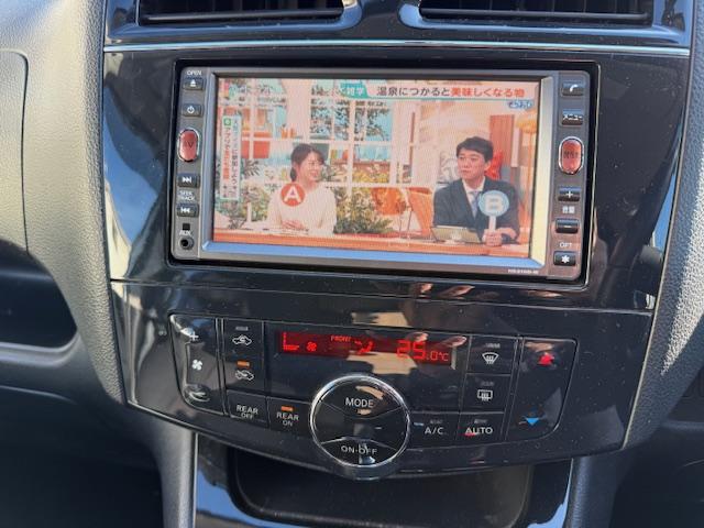 セレナ ハイウェイスター　Ｊパッケージ　インテリキー／両側オートスライドドア／純正ナビ／地デジ／バックカメラ／フリップダウンモニター／ＨＩＤオートライト／社外アルミ／リアサンシェード／後席エアコン／シートバックテーブル／ＥＴＣ／クルコン（20枚目）