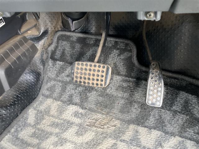 ネイキッド Ｇ　純正部品あり　ＥＴＣ　１４インチアルミホイール　エアコン　パワーステアリング　パワーウィンドウ　Ｗエアバッグ　衝突安全ボディ（22枚目）