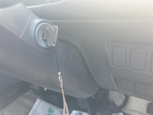 ハイゼットトラック クライマーS 4WD 5速マニュアル車 エアコン 三方開 カラーホワイト 最大積載量350キログラム 修復歴なし MT車(22枚目)