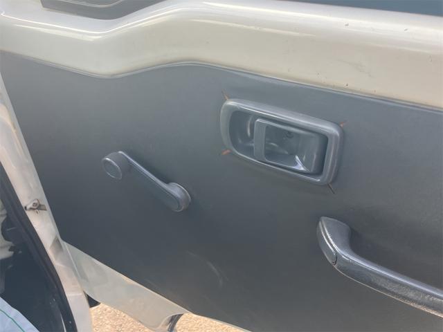 ハイゼットトラック クライマーS 4WD 5速マニュアル車 エアコン 三方開 カラーホワイト 最大積載量350キログラム 修復歴なし MT車(26枚目)