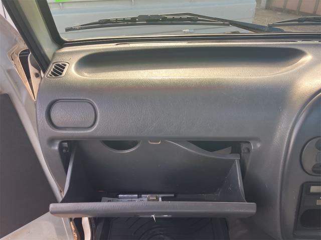 ハイゼットトラック クライマーS 4WD 5速マニュアル車 エアコン 三方開 カラーホワイト 最大積載量350キログラム 修復歴なし MT車(28枚目)