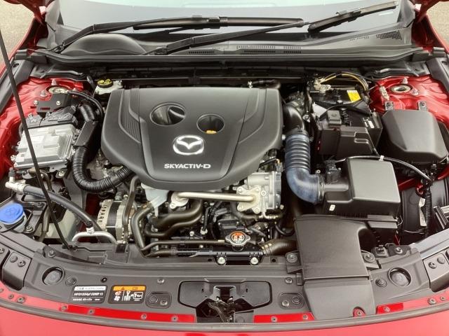 ＭＡＺＤＡ３セダン １．８　ＸＤ　Ｌパッケージ　ディーゼルターボ　８．８インチセンターディスプレイ　衝突被害軽減ブレーキ　ＡＴ誤発進抑制制御　車線逸脱警報　ブラインドスポットモニタリング　カープレイ対応（30枚目）