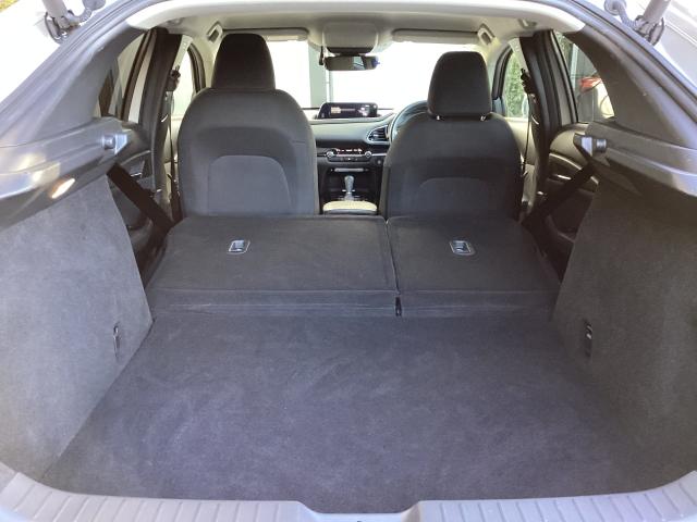 CX-30 1.8 XD ブラックトーンエディション ディーゼルターボ ETC 360°カメラ 電動リアゲート オートライト 全周囲 Etc ミュージックプレイヤー接続可 ワンオーナー車 地デジTV 衝突軽減B LED ACC i-stop ターボ キーフリー ドラレコ(12枚目)