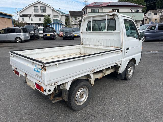 キャリイトラック ＫＡ　パートタイム４ＷＤ　三方開鳥居　ＡＭラジオ　荷台灯　保証書　点検記録簿（6枚目）