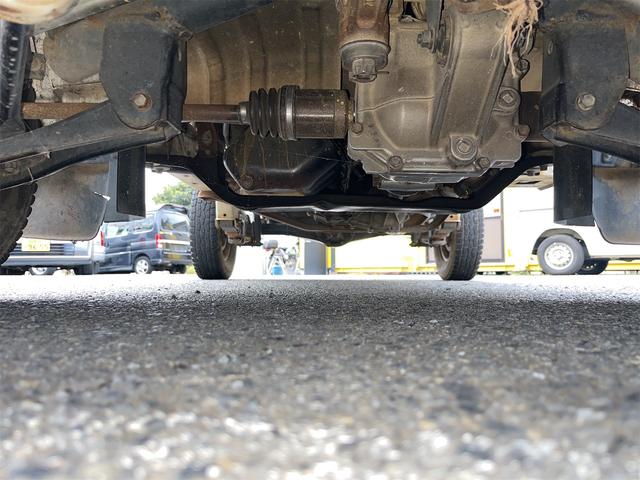 キャリイトラック ＫＡ　パートタイム４ＷＤ　三方開鳥居　ＡＭラジオ　荷台灯　保証書　点検記録簿（13枚目）