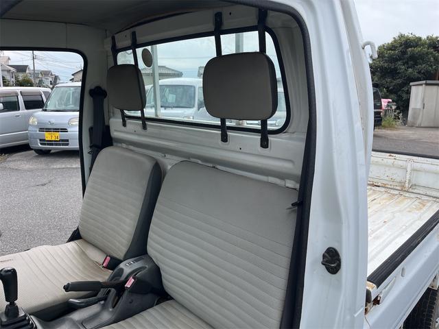 キャリイトラック ＫＡ　パートタイム４ＷＤ　三方開鳥居　ＡＭラジオ　荷台灯　保証書　点検記録簿（25枚目）