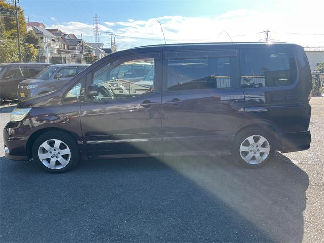 セレナ ハイウェイスター　禁煙車　スマートキー　両側パワースライドドア　ＨＤＤナビ　ワンセグＴＶ　Ｂｌｕｅｔｏｏｔｈオーディオ　バックカメラ　ＥＴＣ　ＨＩＤ　純正１６インチアルミ　タイミングチェーン車（9枚目）