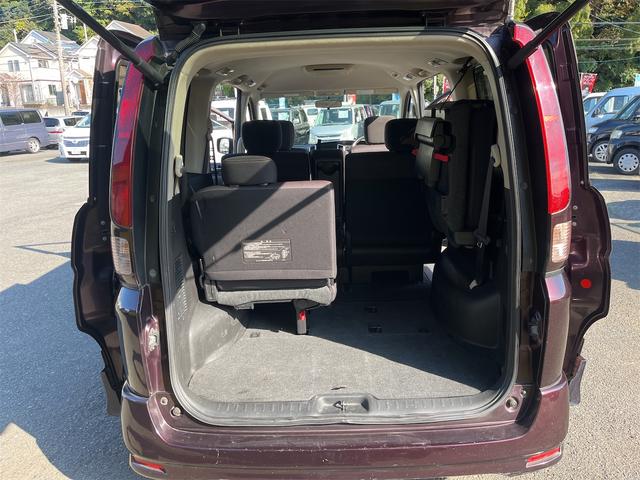 セレナ ハイウェイスター　禁煙車　スマートキー　両側パワースライドドア　ＨＤＤナビ　ワンセグＴＶ　Ｂｌｕｅｔｏｏｔｈオーディオ　バックカメラ　ＥＴＣ　ＨＩＤ　純正１６インチアルミ　タイミングチェーン車（30枚目）