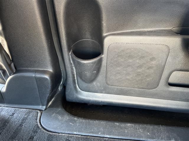 セレナ ハイウェイスター　禁煙車　スマートキー　両側パワースライドドア　ＨＤＤナビ　ワンセグＴＶ　Ｂｌｕｅｔｏｏｔｈオーディオ　バックカメラ　ＥＴＣ　ＨＩＤ　純正１６インチアルミ　タイミングチェーン車（34枚目）