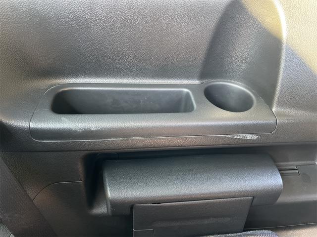 セレナ ハイウェイスター　禁煙車　スマートキー　両側パワースライドドア　ＨＤＤナビ　ワンセグＴＶ　Ｂｌｕｅｔｏｏｔｈオーディオ　バックカメラ　ＥＴＣ　ＨＩＤ　純正１６インチアルミ　タイミングチェーン車（44枚目）