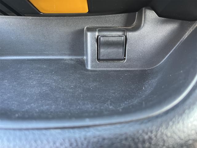 セレナ ハイウェイスター　禁煙車　スマートキー　両側パワースライドドア　ＨＤＤナビ　ワンセグＴＶ　Ｂｌｕｅｔｏｏｔｈオーディオ　バックカメラ　ＥＴＣ　ＨＩＤ　純正１６インチアルミ　タイミングチェーン車（54枚目）