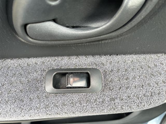 ワゴンＲ Ｎ－１　禁煙車　キーレスエントリー　Ｗエアバッグ　リモコンミラー格納式　純正オーディオ　保証書　点検記録簿　タイミングチェーン車（49枚目）