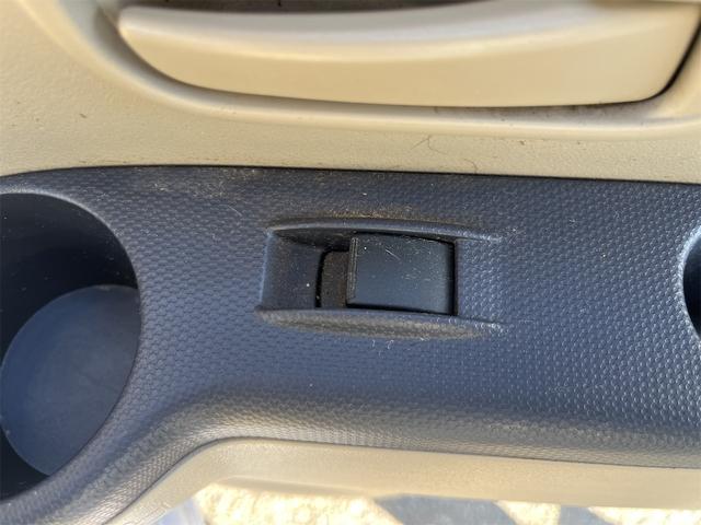 ｅＫワゴン Ｍ　キーレスエントリー　ＥＴＣ　衝突安全ボディ　純正オーディオ　Ｗエアバッグ　レベライザー　社外１３インチアルミ　点検記録簿　保証書　取扱説明書（50枚目）