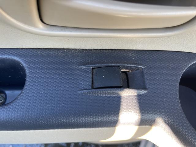 ｅＫワゴン Ｍ　キーレスエントリー　ＥＴＣ　衝突安全ボディ　純正オーディオ　Ｗエアバッグ　レベライザー　社外１３インチアルミ　点検記録簿　保証書　取扱説明書（52枚目）