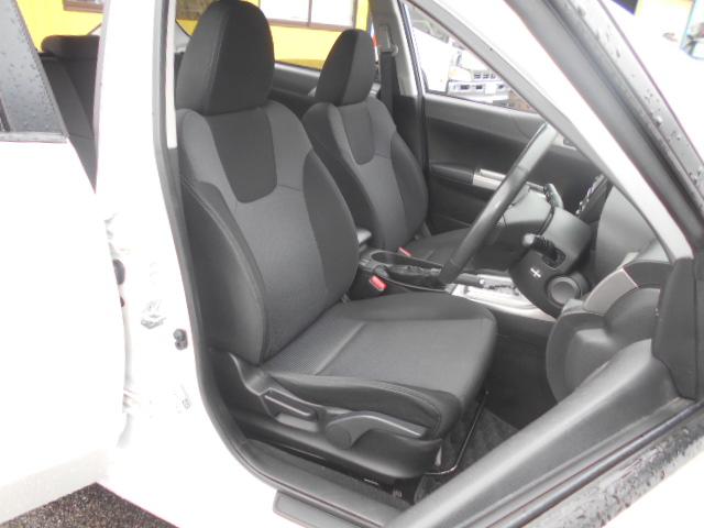 インプレッサ １．５ｉ　コンフォートセレクションＩＩ　禁煙車　衝突安全ボディ　盗難防止システム　ＥＴＣ　スマートキー　ナビ　ワンセグＴＶ　純正１５インチアルミ　点検記録簿　保証書（20枚目）
