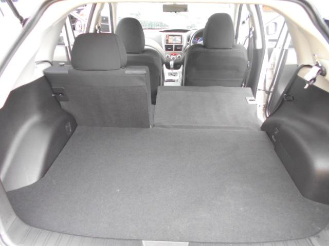 インプレッサ １．５ｉ　コンフォートセレクションＩＩ　禁煙車　衝突安全ボディ　盗難防止システム　ＥＴＣ　スマートキー　ナビ　ワンセグＴＶ　純正１５インチアルミ　点検記録簿　保証書（25枚目）