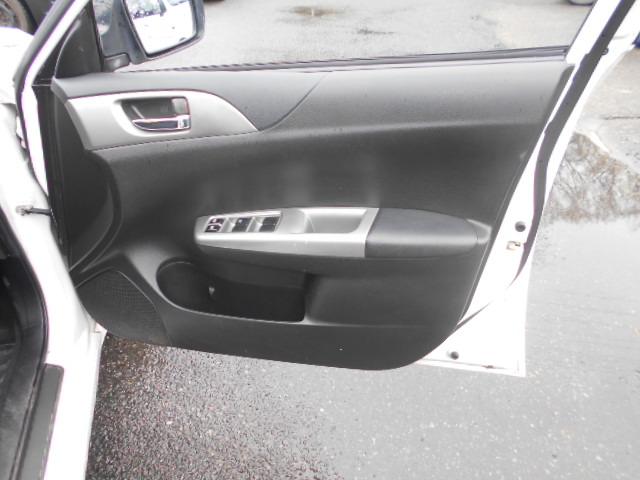 インプレッサ １．５ｉ　コンフォートセレクションＩＩ　禁煙車　衝突安全ボディ　盗難防止システム　ＥＴＣ　スマートキー　ナビ　ワンセグＴＶ　純正１５インチアルミ　点検記録簿　保証書（31枚目）