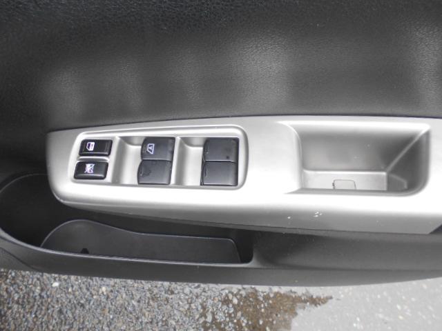 インプレッサ １．５ｉ　コンフォートセレクションＩＩ　禁煙車　衝突安全ボディ　盗難防止システム　ＥＴＣ　スマートキー　ナビ　ワンセグＴＶ　純正１５インチアルミ　点検記録簿　保証書（54枚目）