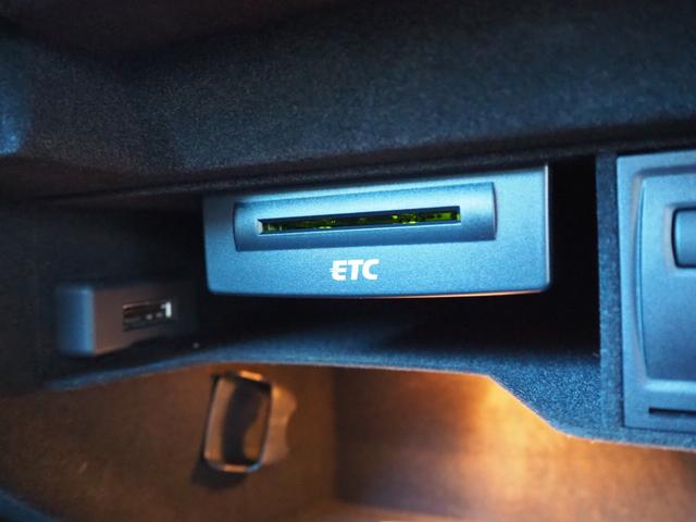 1.8TFSI 3ヶ月保証付き 純正ナビ バックカメラ ビルトインETC コーナーセンサー フルセグ DVD ミュージックサーバー CD パワーシート HID 純正16インチアルミホイール 取説 記録簿 スペアキー(23枚目)