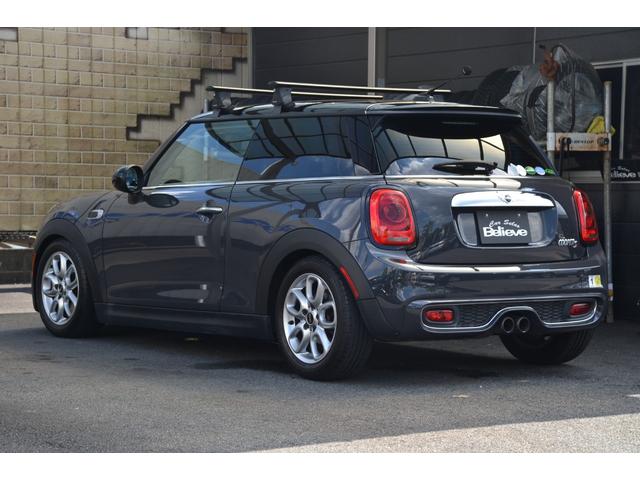 ＭＩＮＩ クーパーＳ　３か月保証付き　ナビ　Ｂｌｕｅｔｏｏｔｈ　前後ドラレコ　ＵＳＢ　ＡＵＸ　ミラー型ＥＴＣ　ヘッドアップディスプレイ　社外サス・ショック　クルコン　ルーフラック　ステアリングリモコン　スペアキー　取説（17枚目）