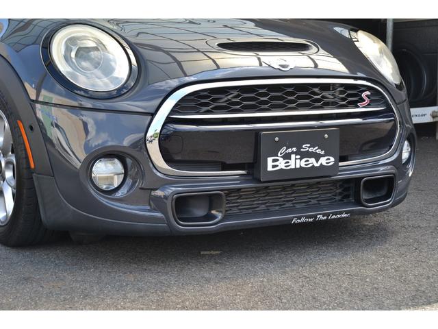 ＭＩＮＩ クーパーＳ　３か月保証付き　ナビ　Ｂｌｕｅｔｏｏｔｈ　前後ドラレコ　ＵＳＢ　ＡＵＸ　ミラー型ＥＴＣ　ヘッドアップディスプレイ　社外サス・ショック　クルコン　ルーフラック　ステアリングリモコン　スペアキー　取説（22枚目）