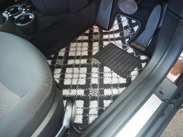 ＭＩＮＩ クーパー　３ヶ月保証付　ドライブレコーダー　ＥＴＣ　オンダッシュナビ　ワンセグ　バックカメラ　ＡＵＸ　ＣＤ　１５ＡＷ　取説　スペアキー（47枚目）