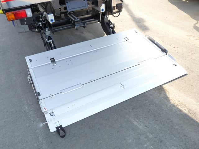 東プレ製低温冷蔵冷凍車・3tワイドロング(13枚目)