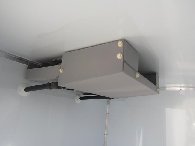 ミニキャブトラック M 東プレ製冷蔵冷凍車・中温ー5℃設定・4WD・4AT・荷箱左ドア・薄型エバボレーター・庫内灯&安全ブザー・ASC・リアソナー・坂道発進アシスト・ぬかるみ脱出アシスト・オートライト・キーレス・助手席エアB(10枚目)