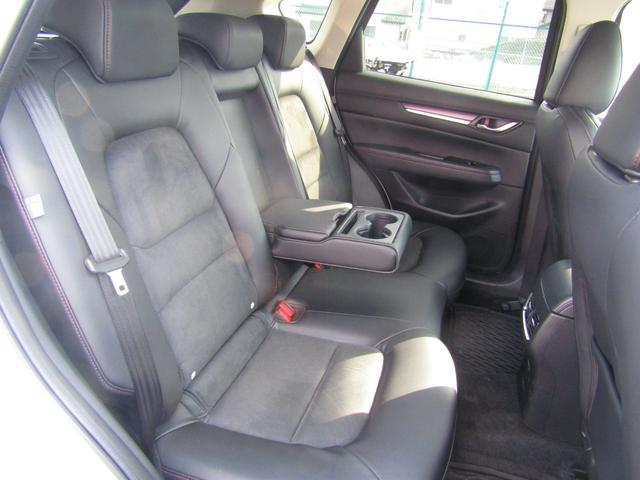 ＣＸ－５ ＸＤ　ブラックトーンエディション　Ｂｏｓｅサウンド・ナビ・ＴＶ・マット・３６０度モニター・パワーリフトゲート・ワイヤレス充電・ワイヤレス接続機能・メモリー付パワーシート・シート＆ステアリングヒーター・追従付レーダークルコン（12枚目）