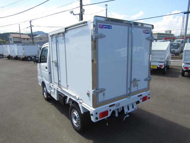キャリイトラック 　菱重製冷蔵冷凍車・低温ー２５℃設定・荷箱左ドア付・２コンプ・後扉片側９０度ストッパー付・庫内灯＆安全ブザー・ＥＳＰ・強化リアサス・坂道発進アシスト・リアソナー・オートライト・キーレス・箱厚１００ｍｍ（7枚目）