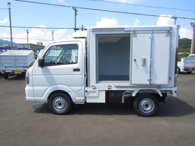 キャリイトラック 　菱重製冷蔵冷凍車・低温ー２５℃設定・荷箱左ドア付・２コンプ・後扉片側９０度ストッパー付・庫内灯＆安全ブザー・ＥＳＰ・強化リアサス・坂道発進アシスト・リアソナー・オートライト・キーレス・箱厚１００ｍｍ（8枚目）