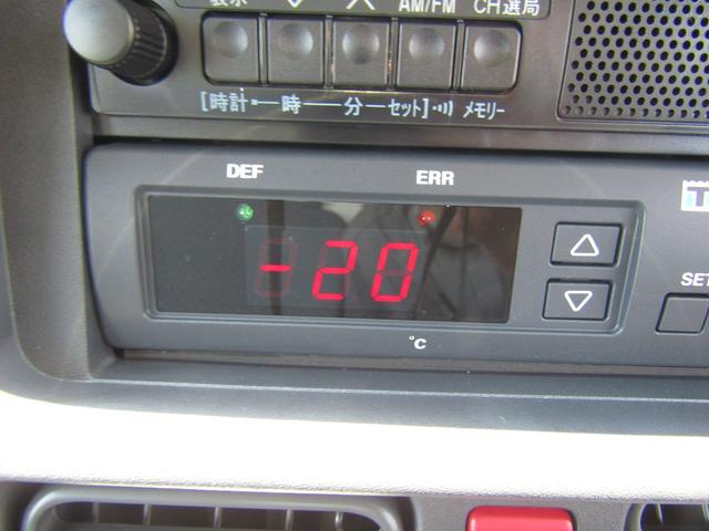 キャリイトラック 　スズキ純正冷蔵冷凍車・低温ー２０℃設定・荷箱左ドア・庫内灯＆安全ブザー・木製スノコ付属・セーフティサポート・リアソナー・坂道発進アシスト・ＥＳＰ・強化リアサス・キーレス・オートライト・助手席エアバッグ（23枚目）