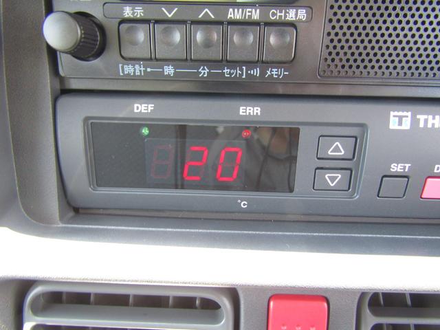 キャリイトラック 　スズキ純正冷蔵冷凍車・低温ー２０℃設定・荷箱左ドア・庫内灯＆安全ブザー・木製スノコ付属・セーフティサポート・リアソナー・坂道発進アシスト・ＥＳＰ・強化リアサス・キーレス・オートライト・助手席エアバッグ（24枚目）