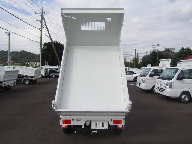 キャリイトラック 　新明和製強化ダンプ・４ＷＤ・５ＭＴ・あおり２５０ｍｍ・電動油圧・強化ヒンジ・脱落防止ピン・前壁プロテクター式鳥居・土砂禁・強化リアサス・リアパーキングセンサー・オートライト・キーレス・助手席エアＢ（11枚目）