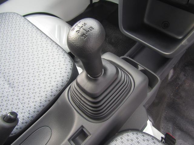 キャリイトラック 　新明和製強化ダンプ・４ＷＤ・５ＭＴ・あおり２５０ｍｍ・電動油圧・強化ヒンジ・脱落防止ピン・前壁プロテクター式鳥居・土砂禁・強化リアサス・リアパーキングセンサー・オートライト・キーレス・助手席エアＢ（19枚目）