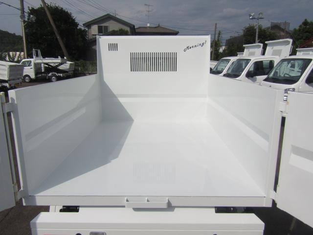 キャリイトラック 　新明和製清掃ダンプ・４ＷＤ・５ＭＴ・アオリ高６００ｍｍ・電動油圧・一方開・後部観音扉・横滑り防止・強化Ｒサス・ぬかるみ脱出アシスト・リアソナー・坂道発進アシスト・・キーレス・オートライト・助手席エアＢ（11枚目）