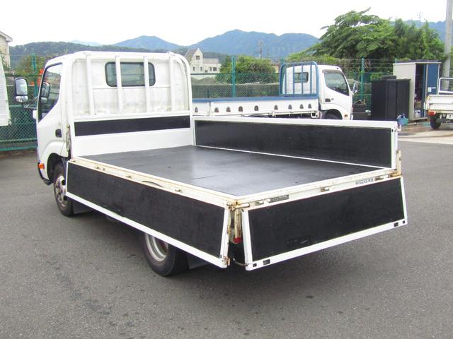 トヨエース 2tジャストロー 2t・AT・プリクラッシュセーフティ・レーンディパーチャアラート・車両安定性制御装置・左電格ミラー・ETC・助手席エアバック・荷台内寸3100×1600×380mm(8枚目)