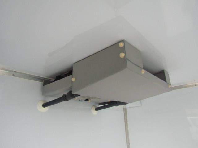 キャリイトラック 東プレ製冷蔵冷凍車・中温ー5℃設定・2WD・5MT・荷箱左ドア・薄型エバボレーター・庫内灯&安全ブザー・ESP・リアソナー・強化リアサス・オートライト・キーレス・助手席エアバッグ・荷箱厚50mm(10枚目)