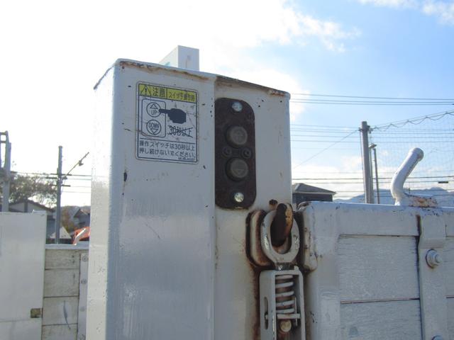 デュトロ 　極東製垂直パワーゲート・テーパ無・左右支柱スイッチ・リフト能力６００ｋｇ・ＭＴ・２．９５ｔ・プリクラッシュセーフティ・ＬＤＡ・ＥＳスタート・ＬＥＤライト・スマートキー・バックカメラ・ＥＴＣ・路肩灯（14枚目）